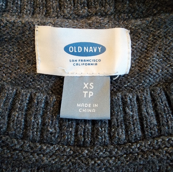 Old Navy oversized sweater (great to wear wirh leggings) XS - Picture 2 of 2